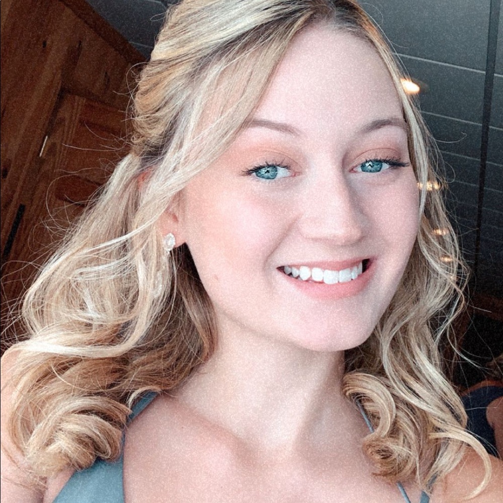 Meet your Posher, Allie